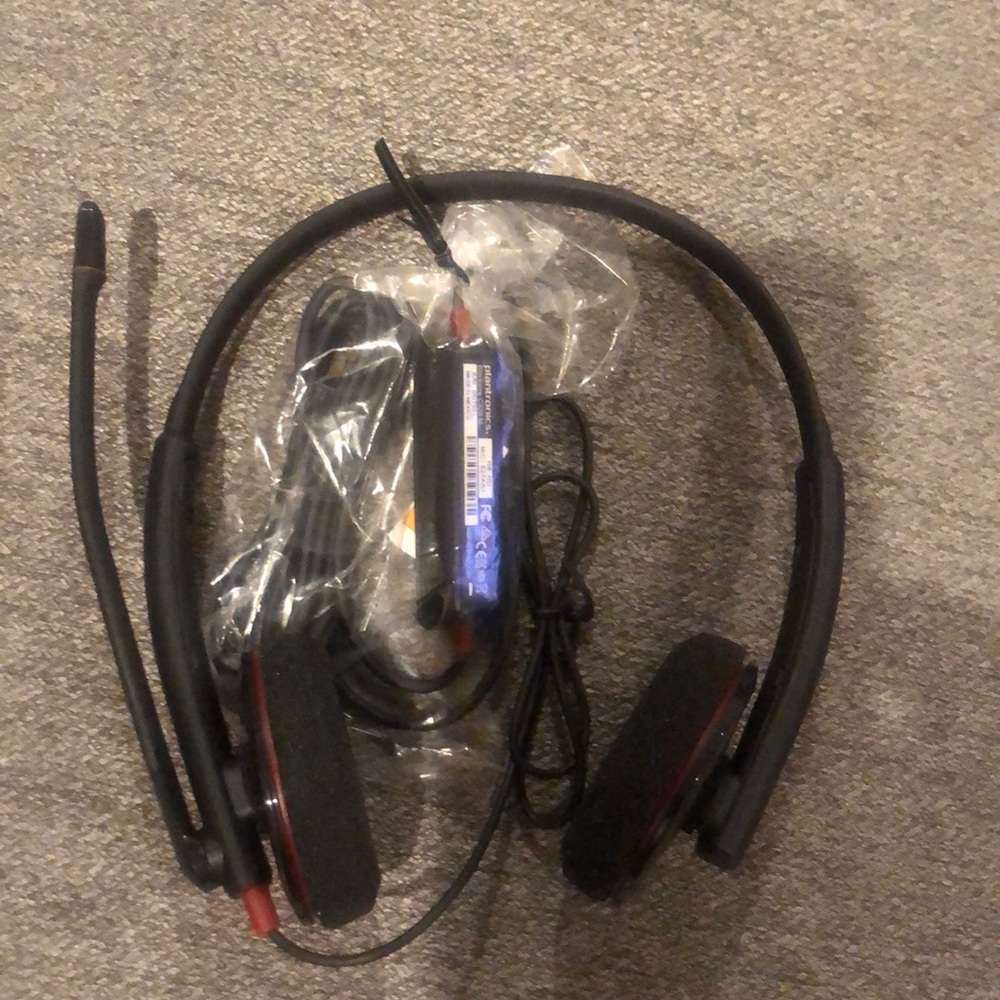 PLANTRONICS Blackwire C320-M - Picture 2 of 3